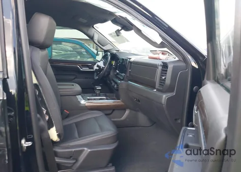 2022 Chevrolet Silverado 1500 4Wd Short Bed Lt Trail Boss from USA, damaged, VIN 3GCUDFED1NG528332